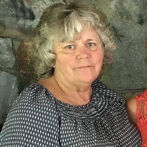 Meet your Posher, Jewel